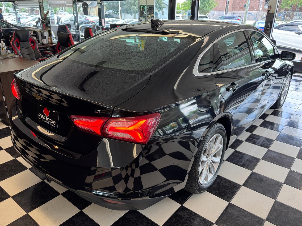 2019 Chevrolet Malibu LT+ApplePlay+Camera+New Tires+CLEAN CARFAX - Photo #6