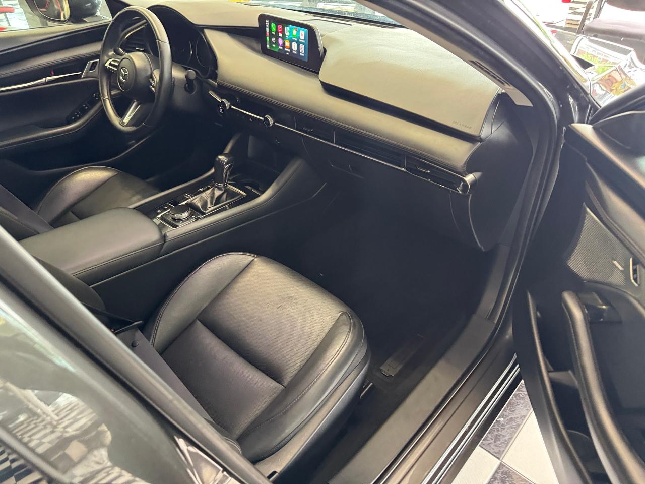 2019 Mazda MAZDA3 GT+New Tires+Brakes+Leather+Roof+CLEAN CARFAX - Photo #22