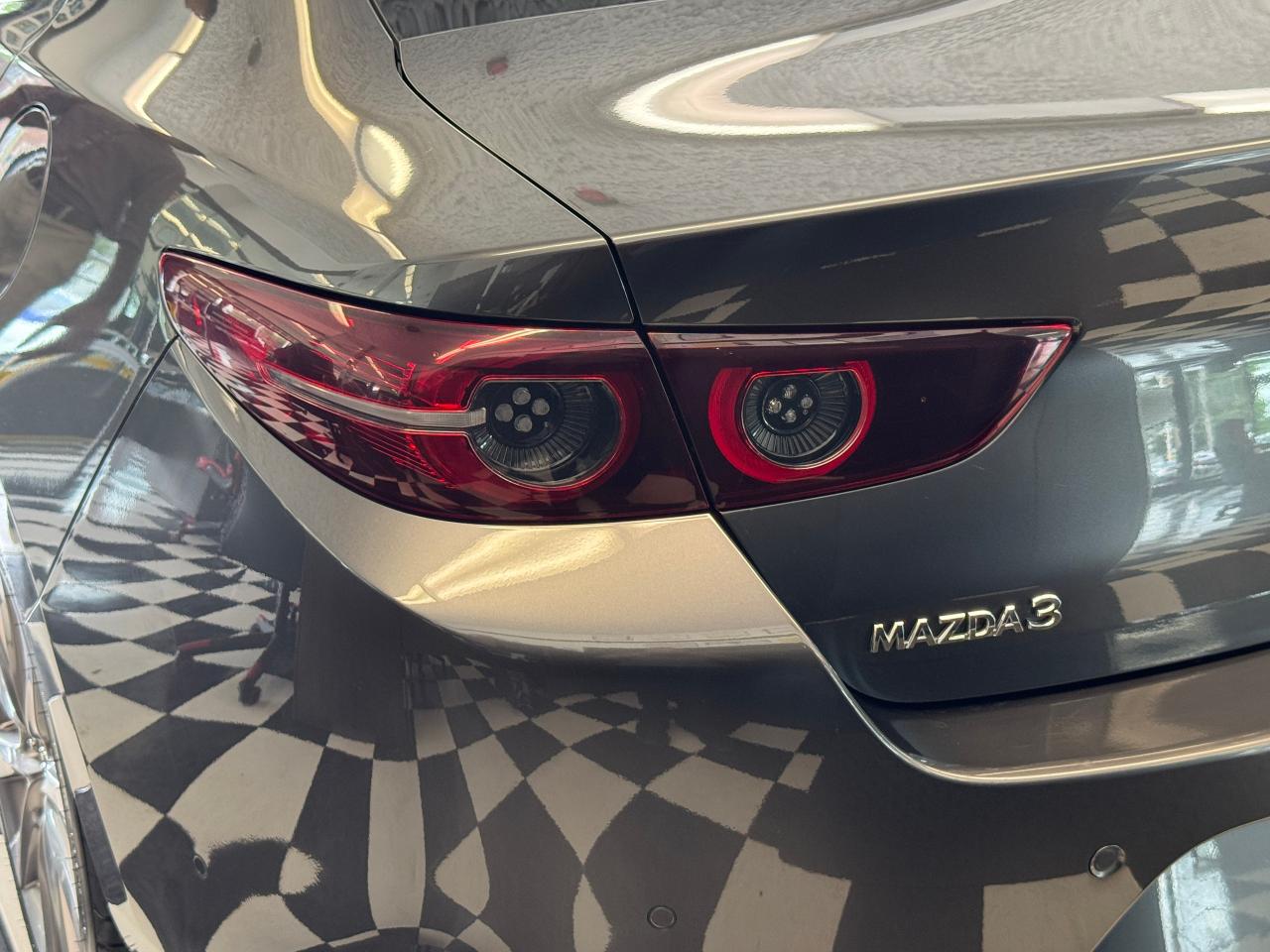 2019 Mazda MAZDA3 GT+New Tires+Brakes+Leather+Roof+CLEAN CARFAX - Photo #59