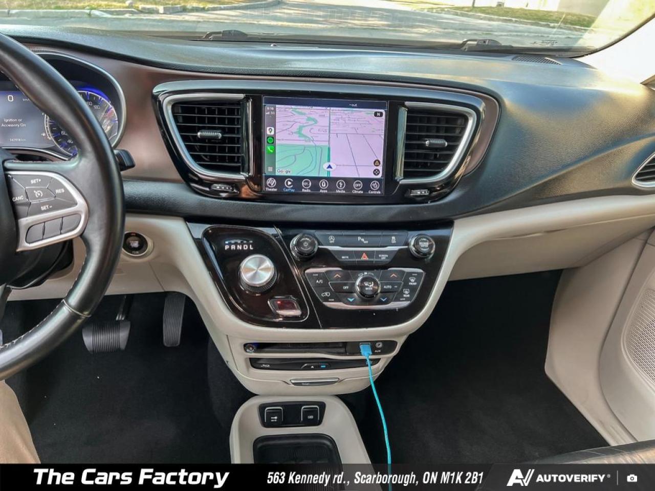 2018 Chrysler Pacifica Touring-L Plus Leather/Roof/ Apple CarPlay! - Photo #17