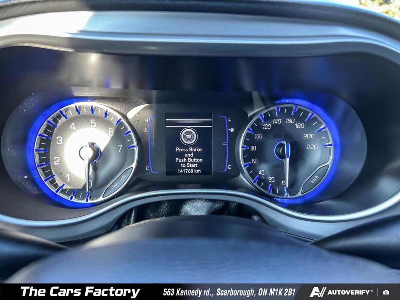 2020 Chrysler Pacifica Touring-L  Leather/Camera Apple CarPlay! Photo