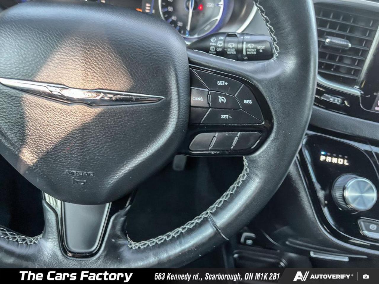 2020 Chrysler Pacifica Touring-L  Leather/Camera Apple CarPlay! - Photo #14