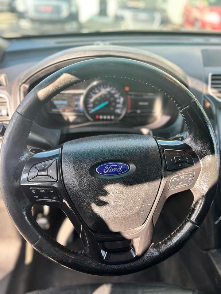 2016 Ford Explorer XLT - Photo #8