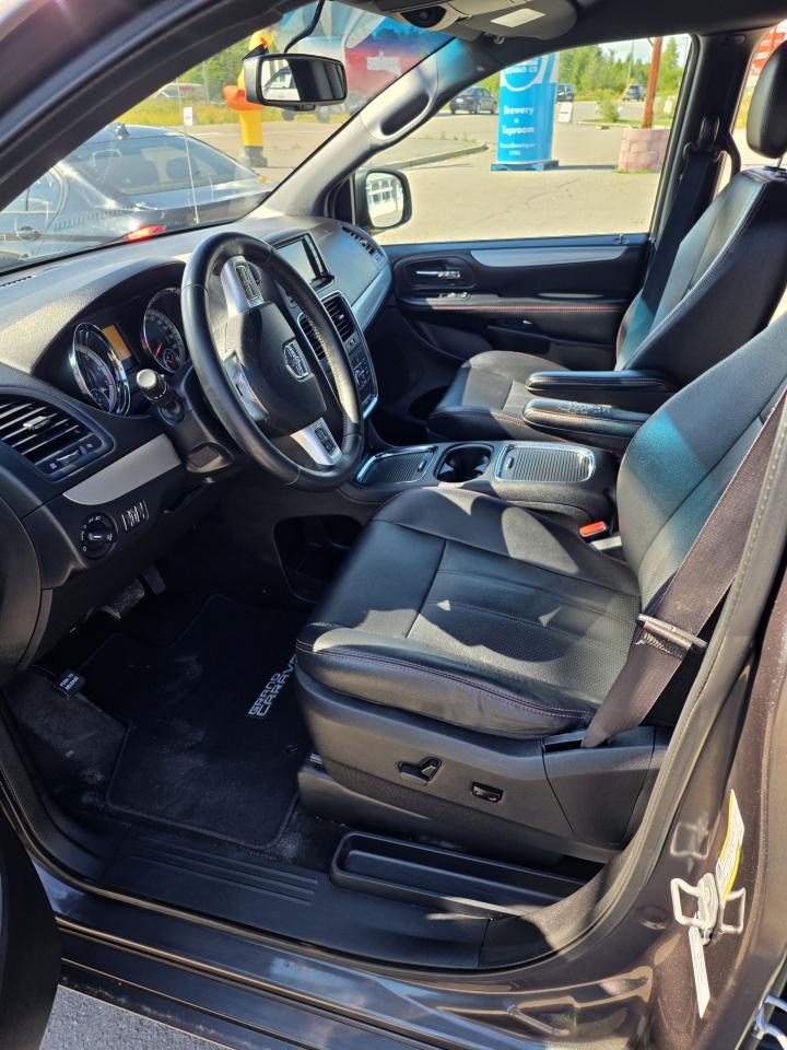 2016 Dodge Grand Caravan Only $11,800 fully certified. - Photo #9