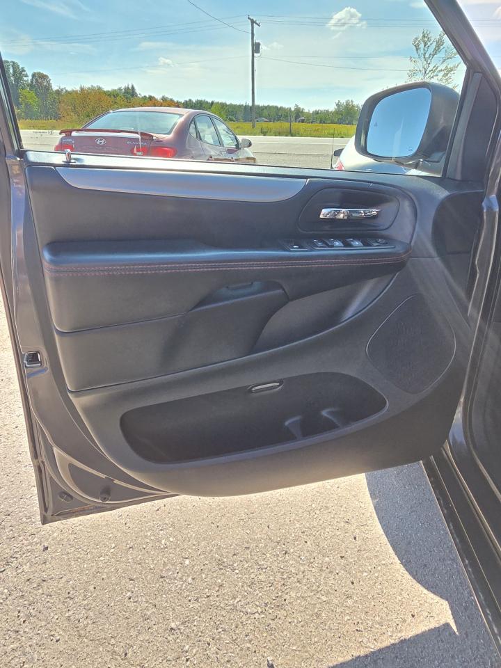 2016 Dodge Grand Caravan Only $11,800 fully certified. - Photo #31