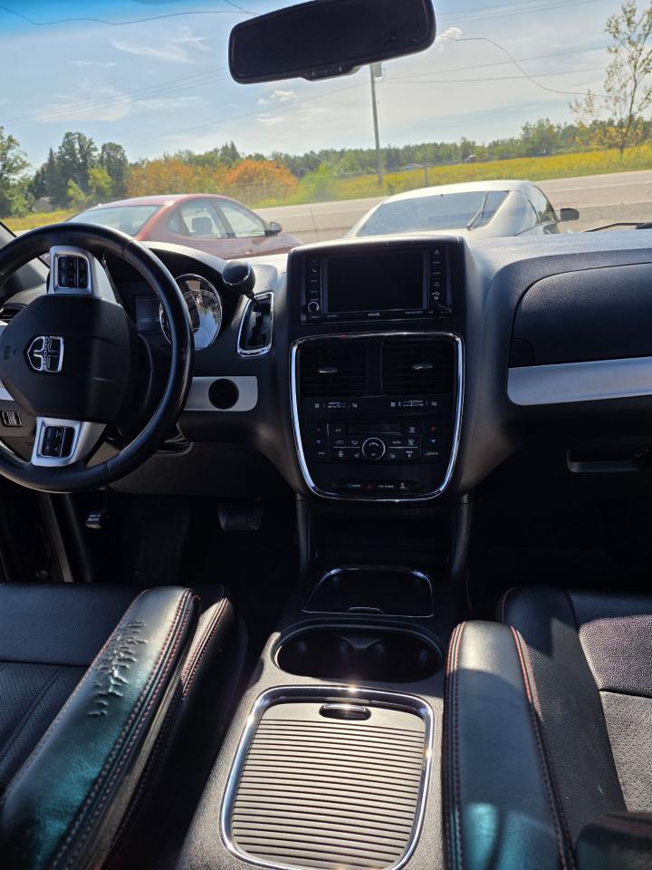 2016 Dodge Grand Caravan Only $11,800 fully certified. - Photo #17