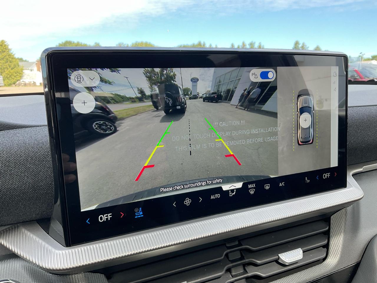 2025 Ford Explorer ST Photo5