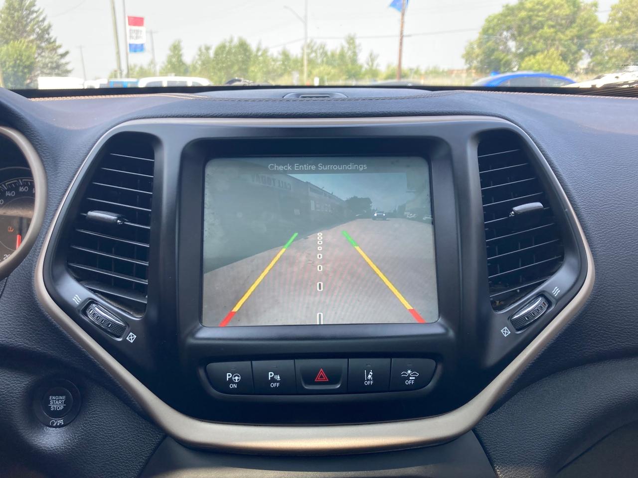2018 Jeep Cherokee Limited - Photo #11