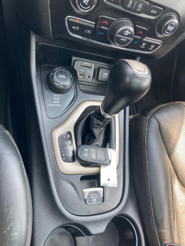2018 Jeep Cherokee Limited - Photo #18