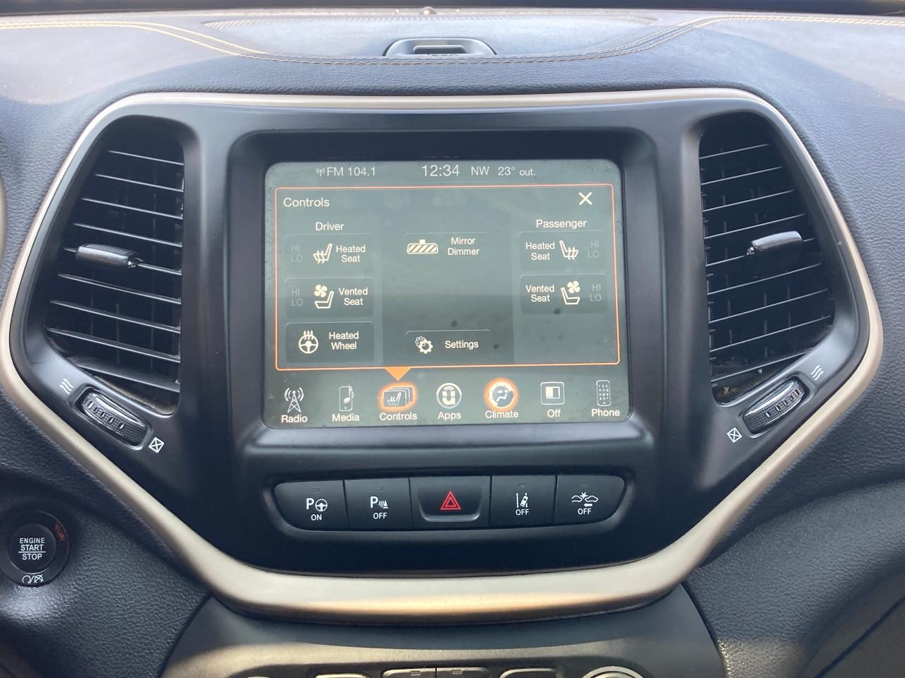 2018 Jeep Cherokee Limited - Photo #10