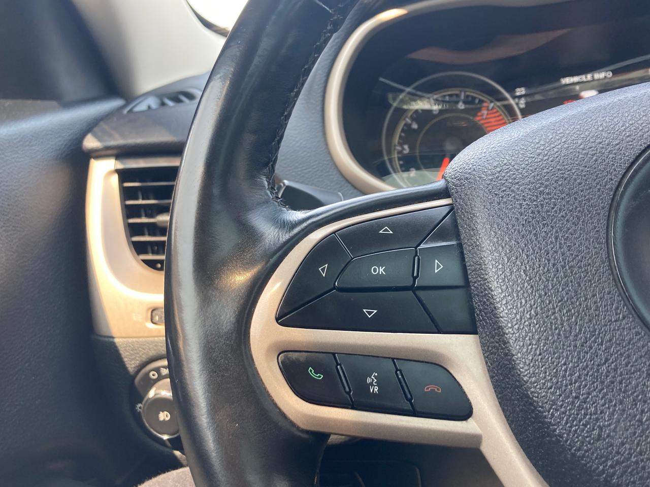 2018 Jeep Cherokee Limited - Photo #16