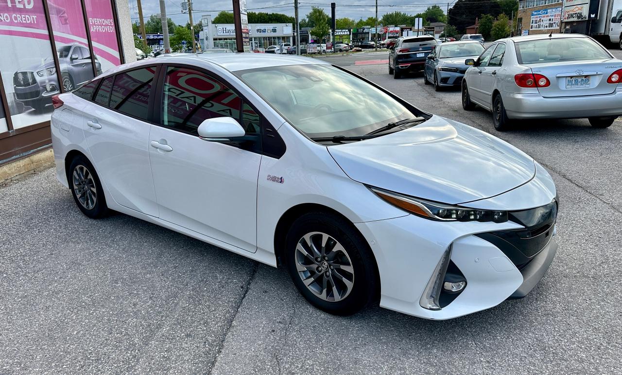 2021 Toyota Prius Prime UPGRADE | LARGE TOUCHSCREEN | LEATHER | ALLOYS Photo3