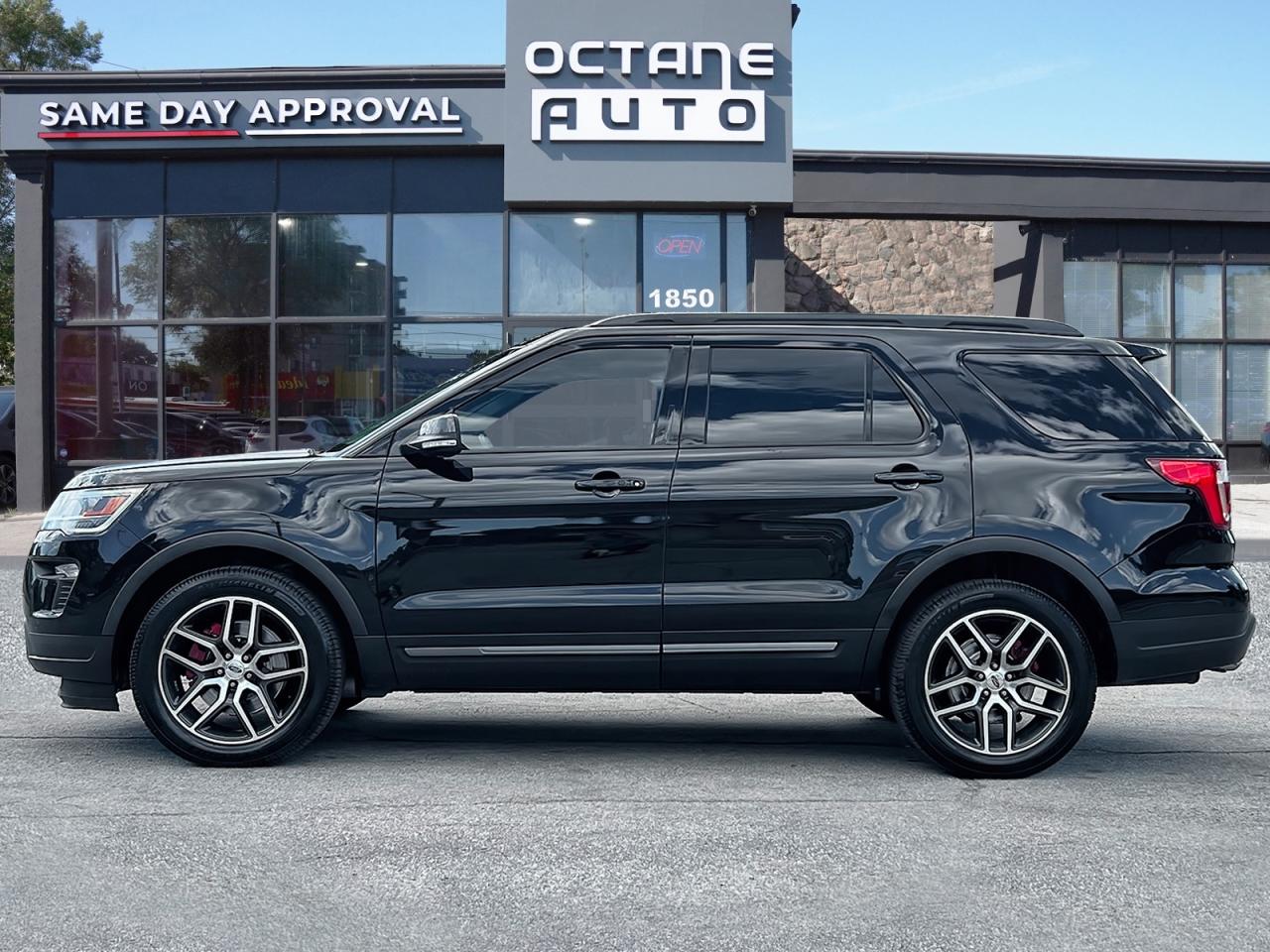 2018 Ford Explorer XLT 4WD - Photo #3