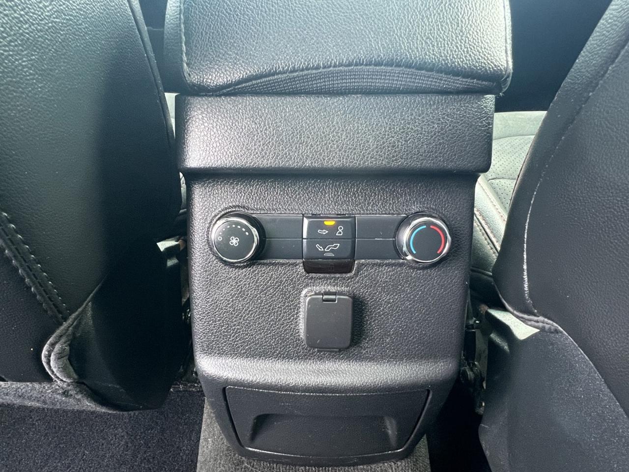 2018 Ford Explorer XLT 4WD - Photo #15