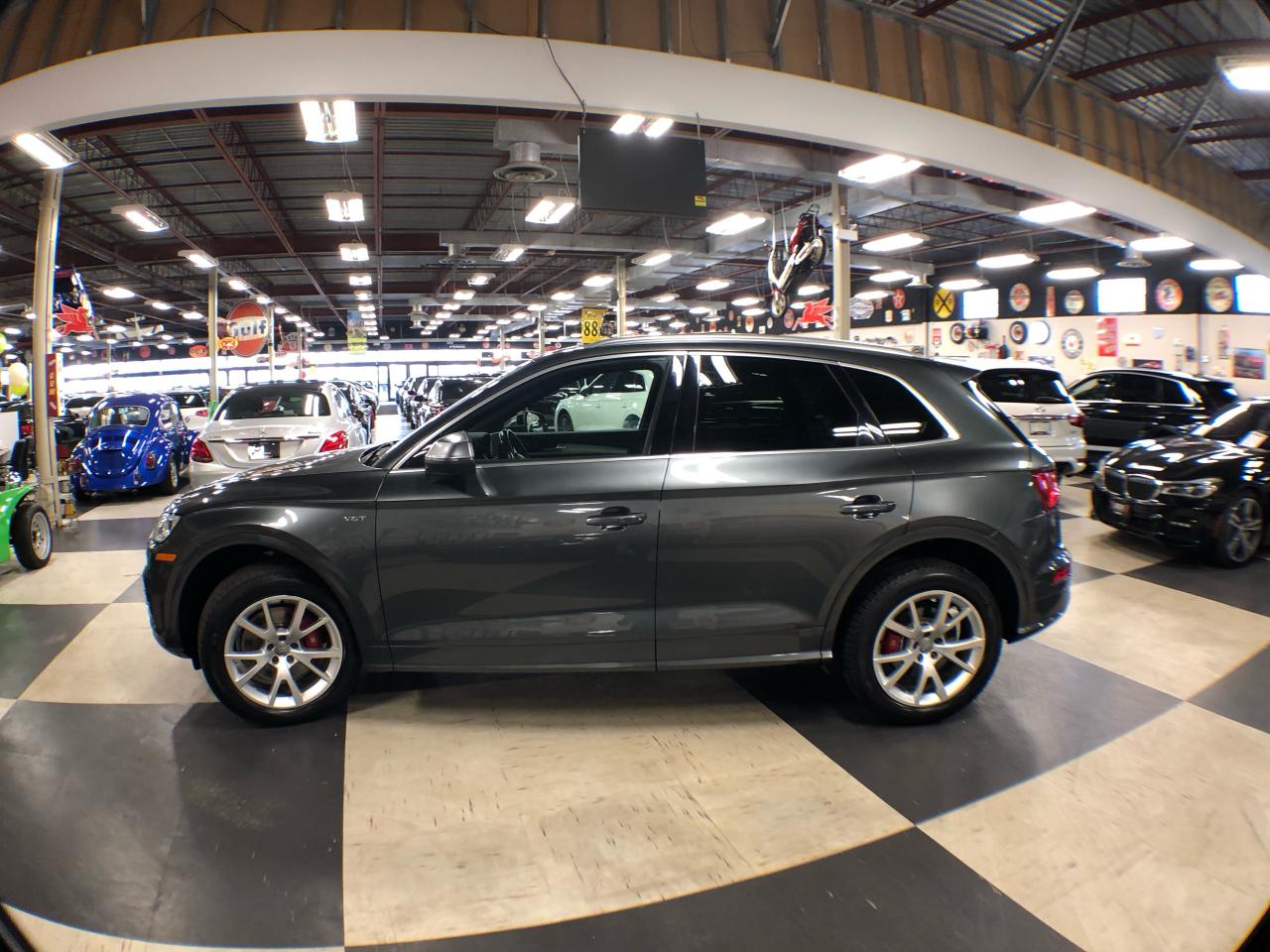 2018 Audi SQ5 PROGRESSIV AWD NAVI LEATHER PAN/ROOF B/SPOT CAMERA Photo3