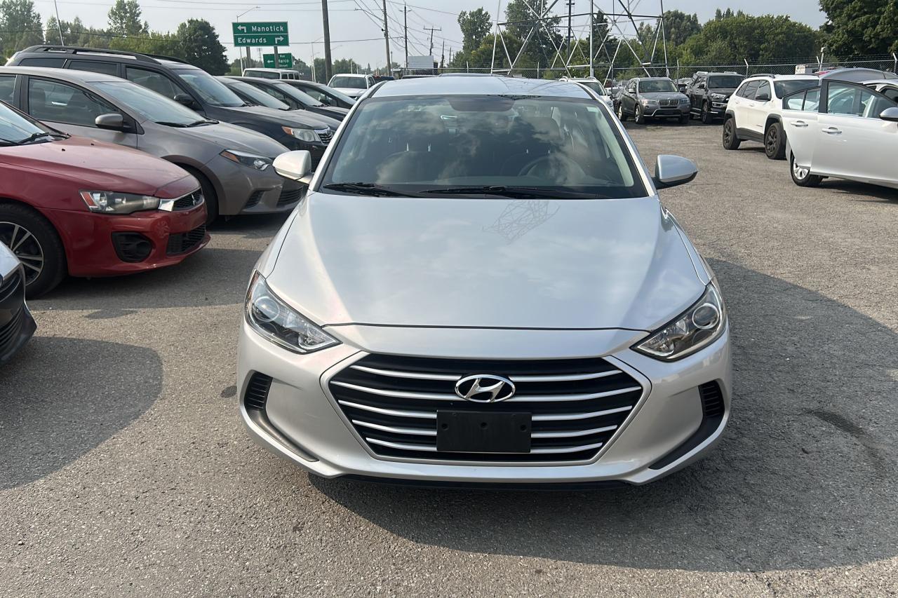 Used 2017 Hyundai Elantra LE for sale in Ottawa, ON
