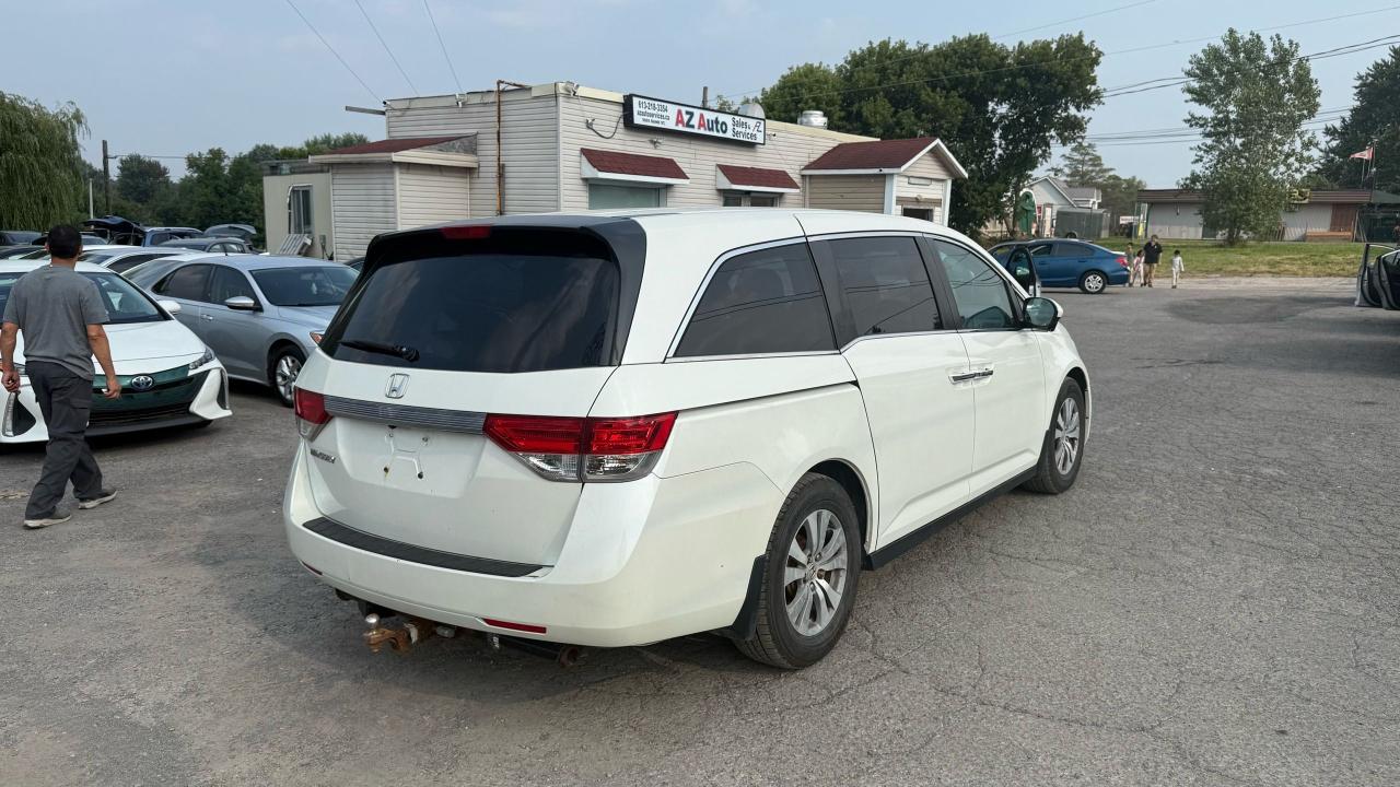 2016 Honda Odyssey EX Photo4