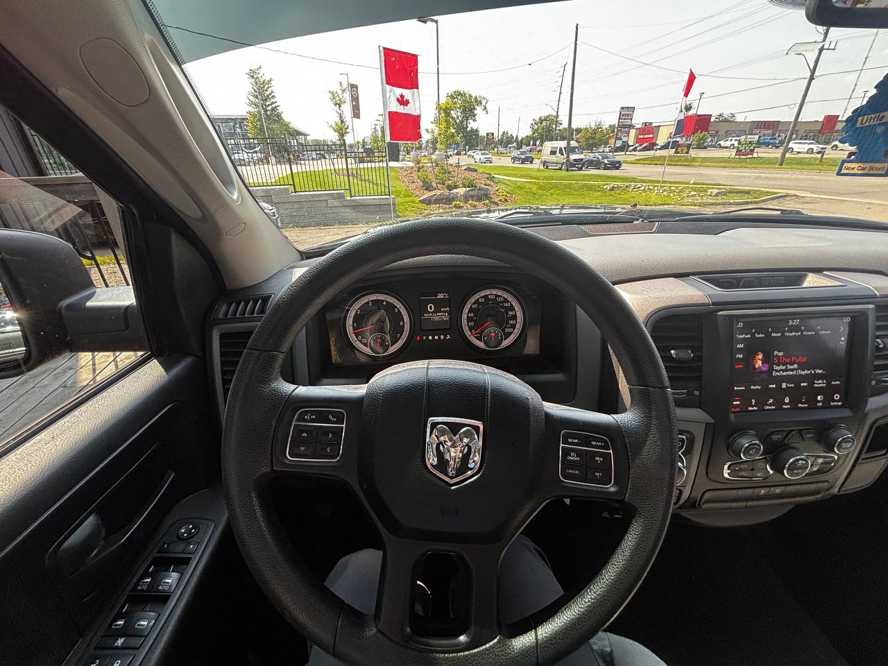 2019 RAM 1500 Classic Express 4x4 Quad Cab 6'4" Box - Photo #9