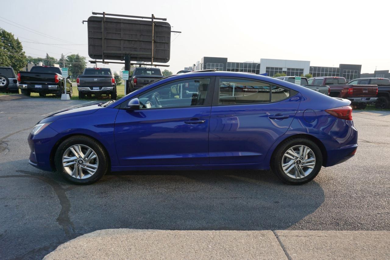 2019 Hyundai Elantra PREFERRED CERTIFIED *ACCIDENT FREE* CAMERA BLUETOOTH HEATED B.SPOT SUNROOF CRUISE ALLOYS - Photo #4