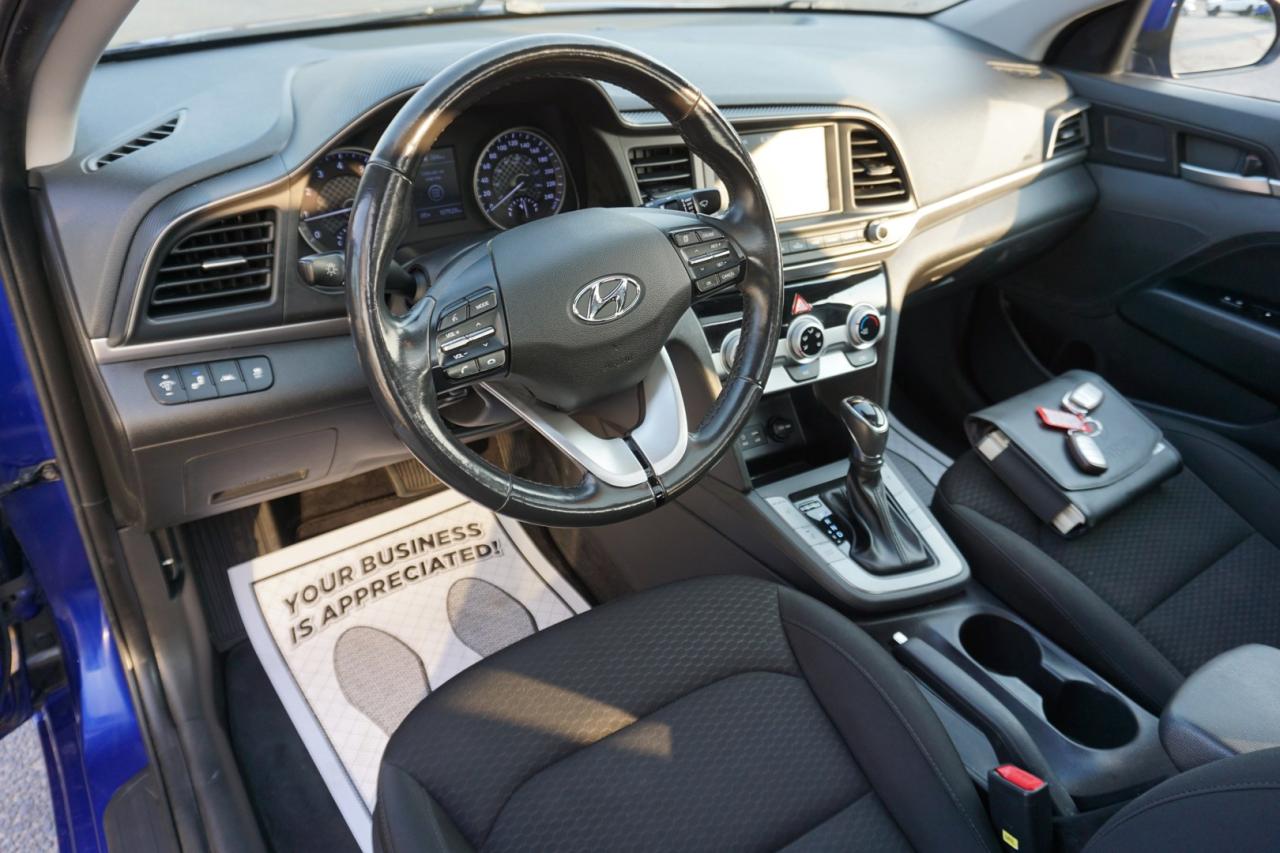 2019 Hyundai Elantra PREFERRED CERTIFIED *ACCIDENT FREE* CAMERA BLUETOOTH HEATED B.SPOT SUNROOF CRUISE ALLOYS - Photo #10