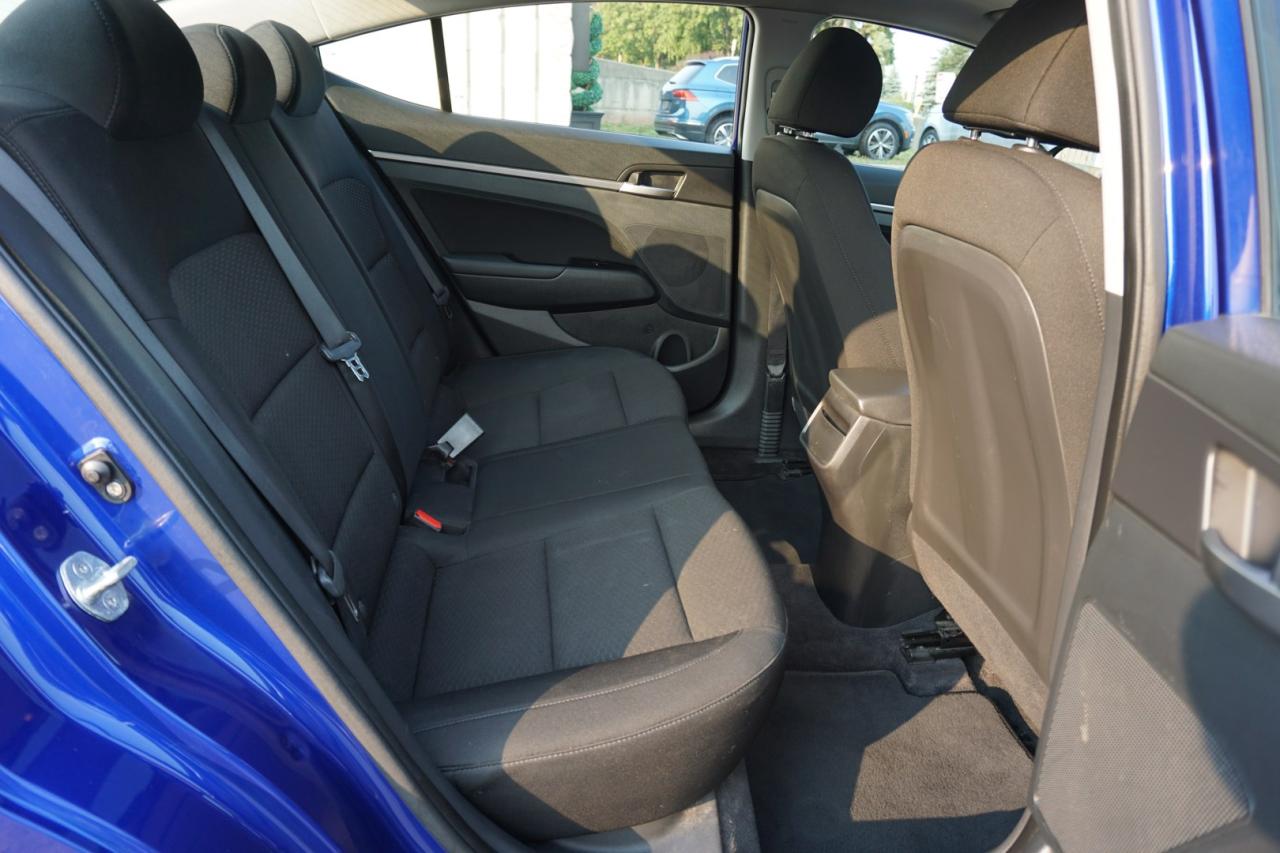 2019 Hyundai Elantra PREFERRED CERTIFIED *ACCIDENT FREE* CAMERA BLUETOOTH HEATED B.SPOT SUNROOF CRUISE ALLOYS - Photo #18