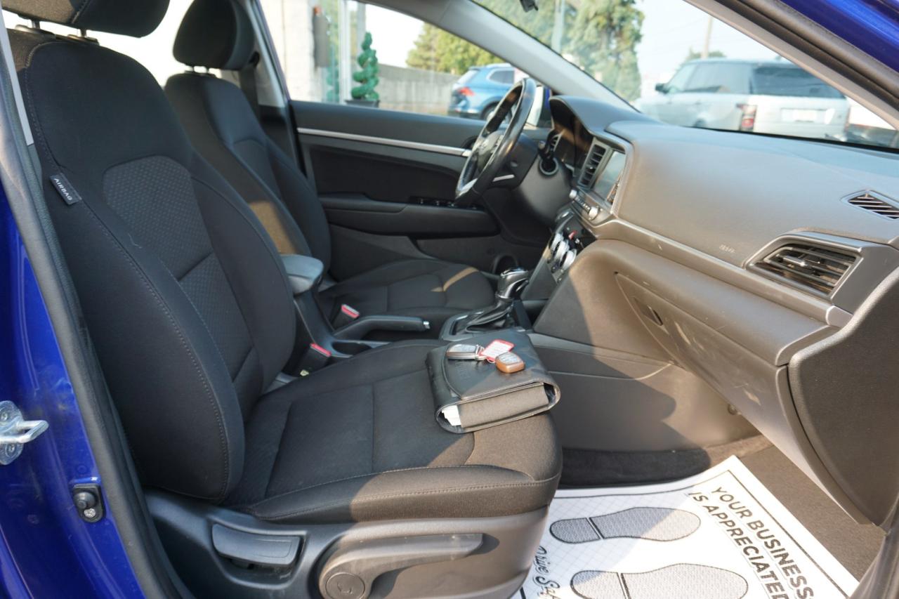 2019 Hyundai Elantra PREFERRED CERTIFIED *ACCIDENT FREE* CAMERA BLUETOOTH HEATED B.SPOT SUNROOF CRUISE ALLOYS - Photo #19