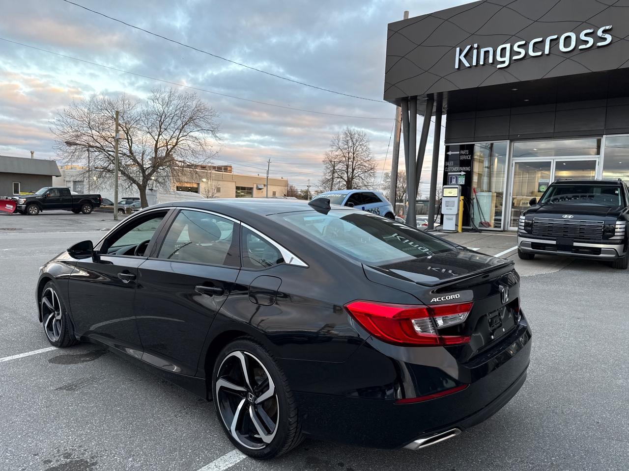 2018 Honda Accord Sport Photo2