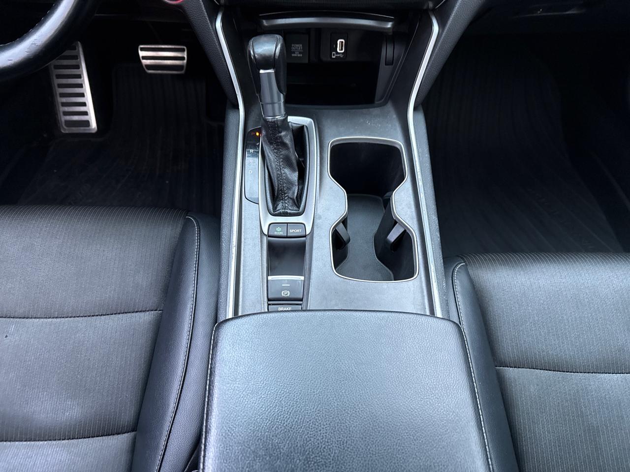 2018 Honda Accord Sport Photo