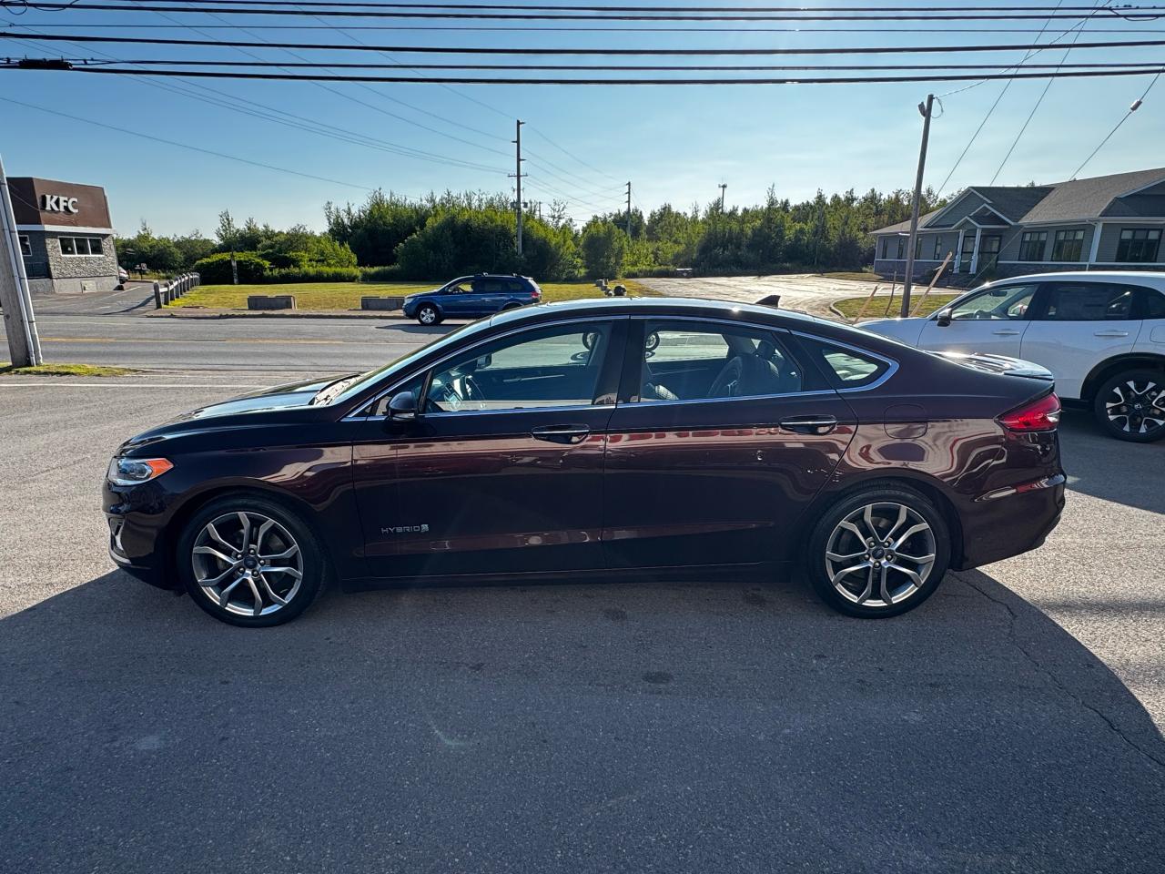 2019 Ford Fusion Hybrid Titanium Photo