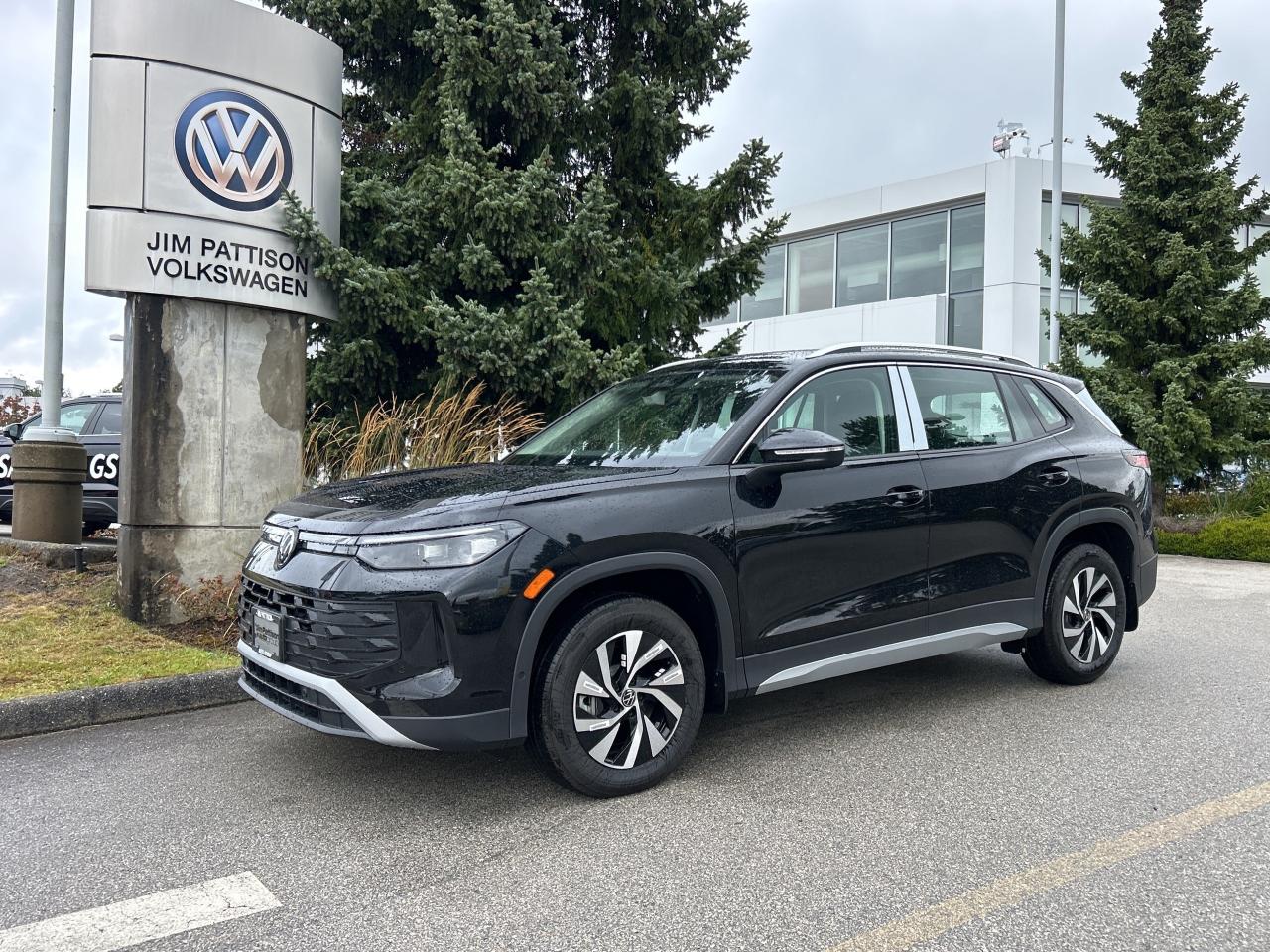 New 2025 Volkswagen Tiguan Trendline 4Motion for sale in Surrey, BC