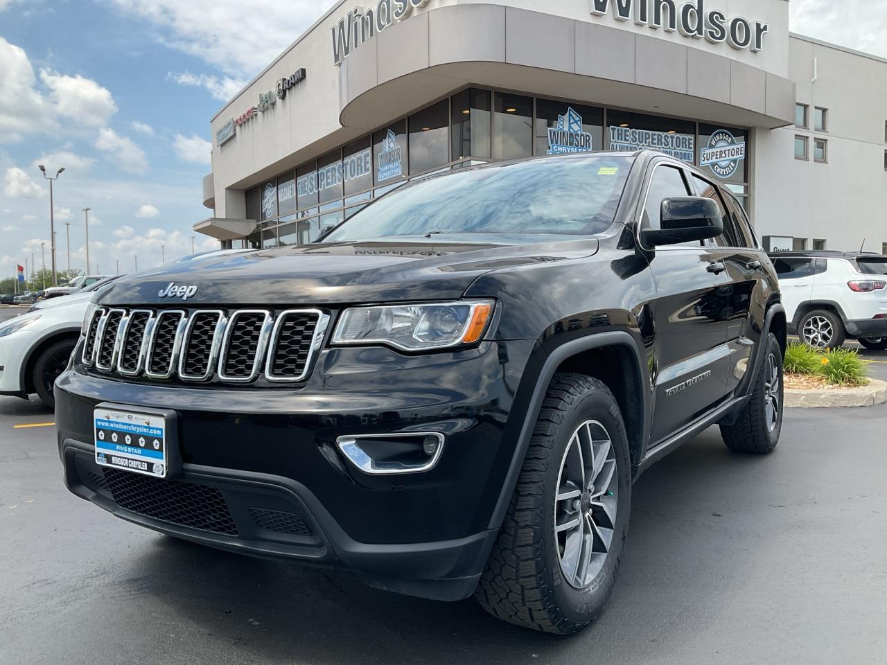 Used 2019 Jeep Grand Cherokee ANDROID APPLE CARPLAY / 18 WHEELS / PARK SENSORS for sale in Windsor, ON