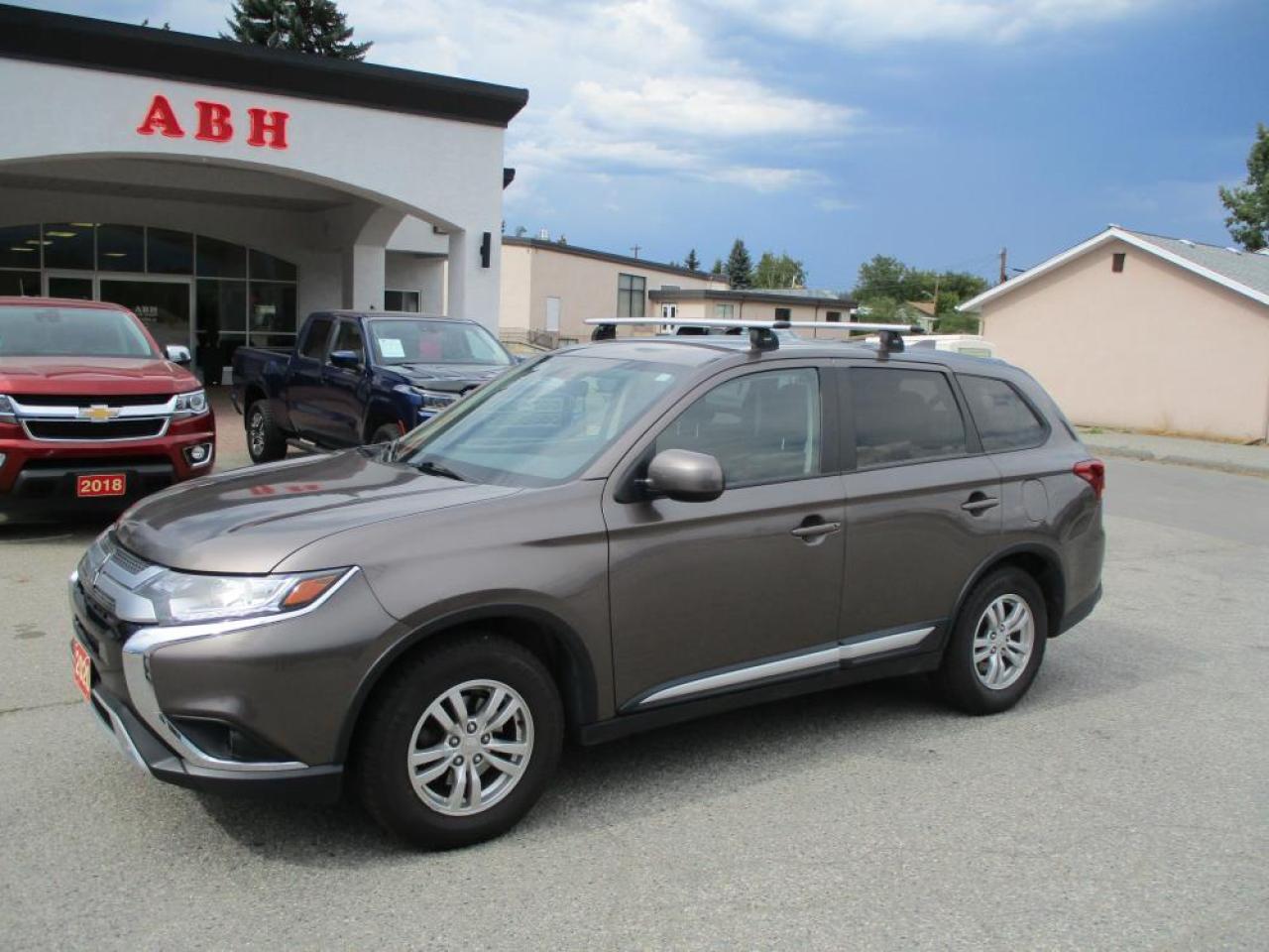Used 2020 Mitsubishi Outlander ES AWC 7PASS for sale in Grand Forks, BC