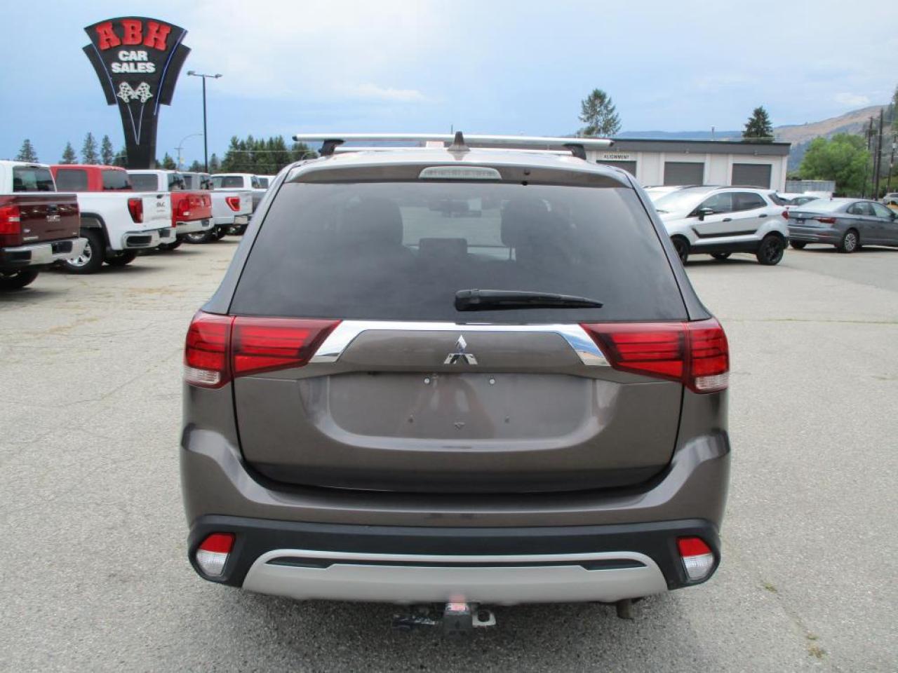 2020 Mitsubishi Outlander ES AWC 7PASS - Photo #7