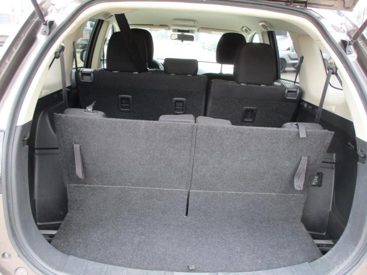 2020 Mitsubishi Outlander ES AWC 7PASS - Photo #9