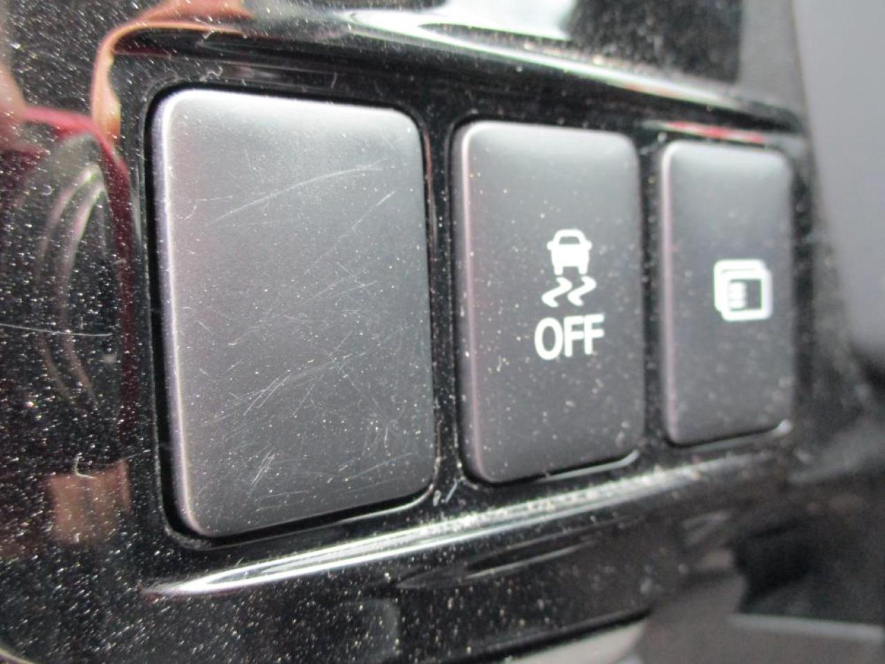 2020 Mitsubishi Outlander ES AWC 7PASS - Photo #11