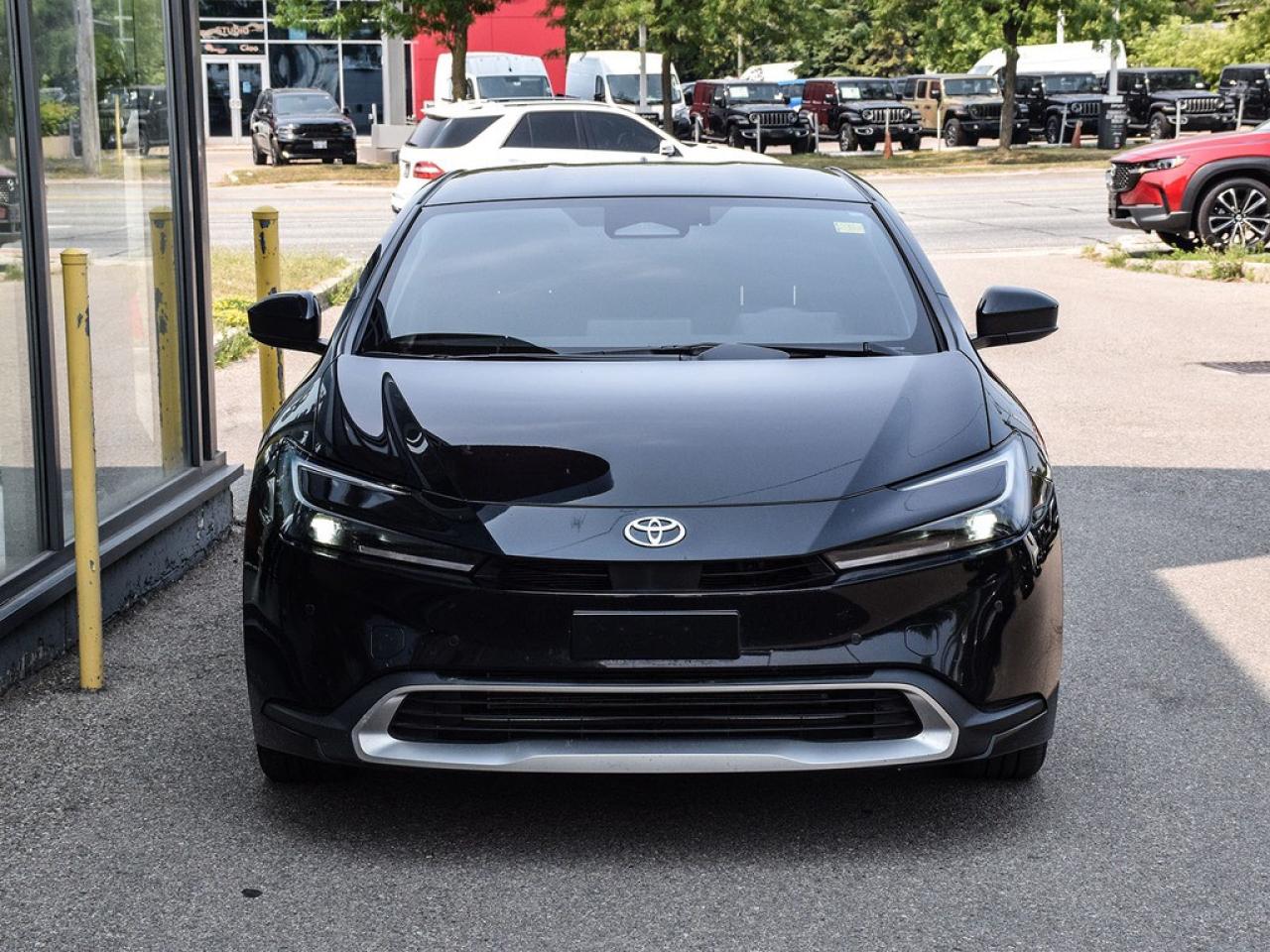 2024 Toyota Prius Prime SE Auto Photo4