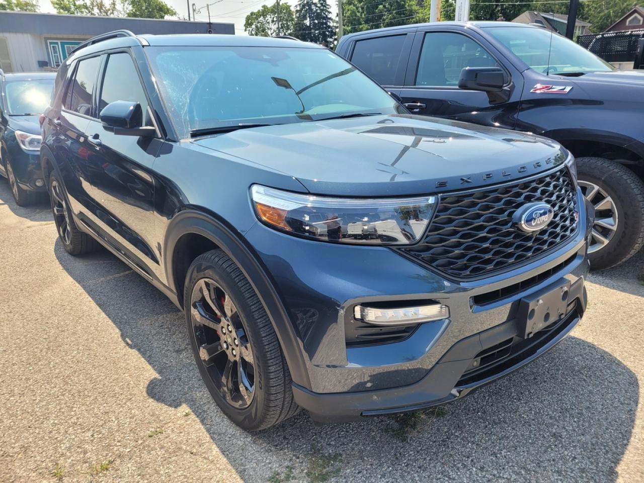 Used 2023 Ford Explorer ST for sale in London, ON