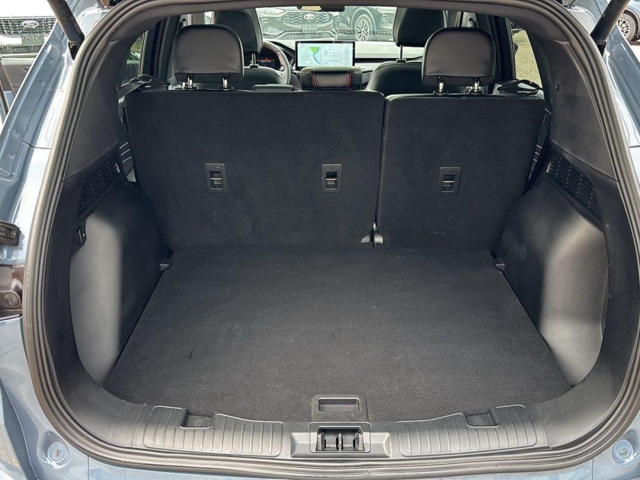 2024 Ford Escape ST-Line Photo5