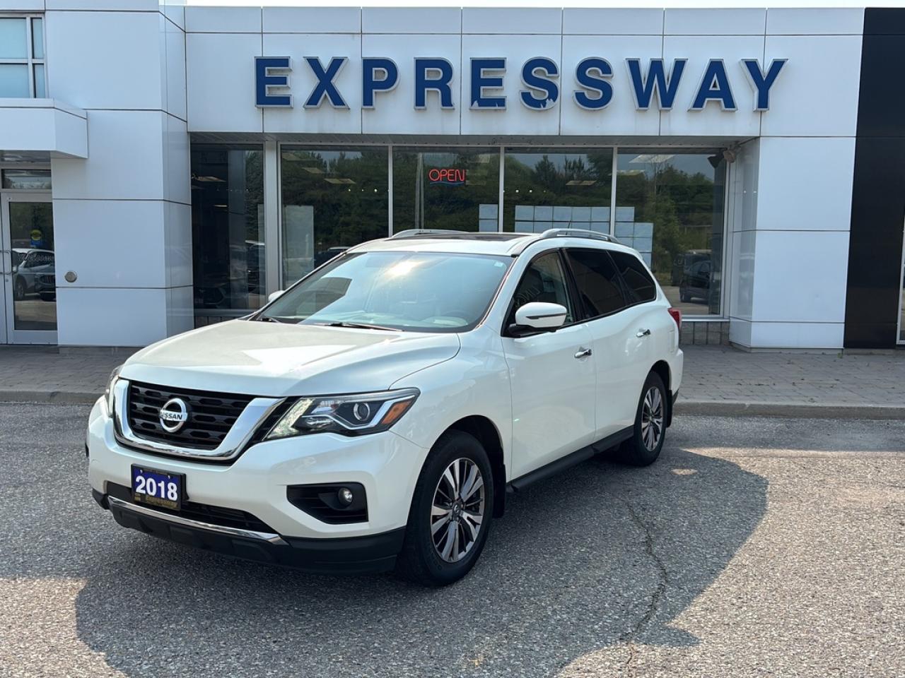 Used 2018 Nissan Pathfinder SL PREMIUM for sale in New Hamburg, ON