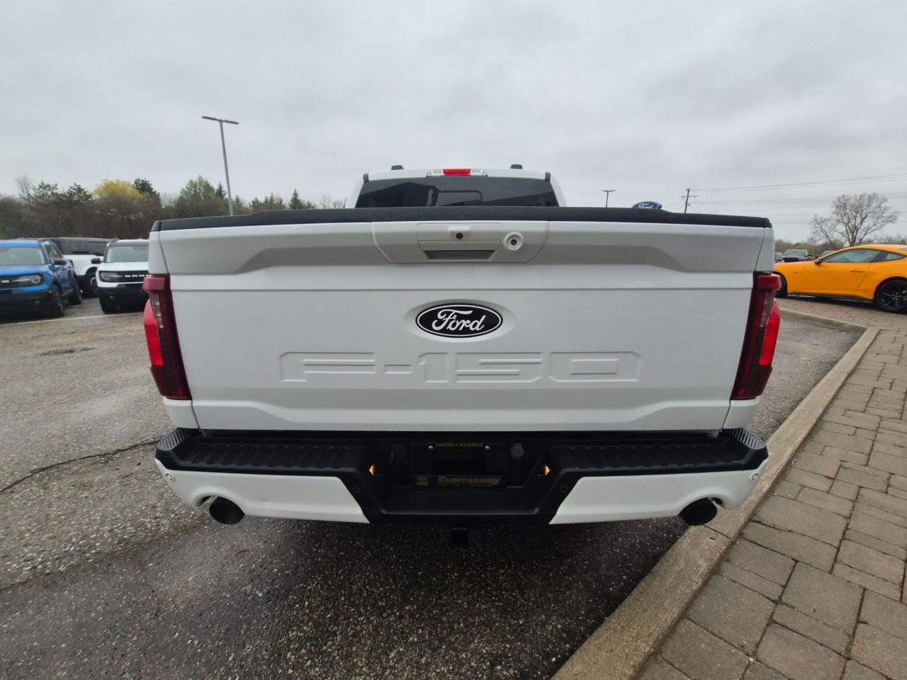 2024 Ford F-150 XLT 4WD SuperCrew 145"" WB Photo4