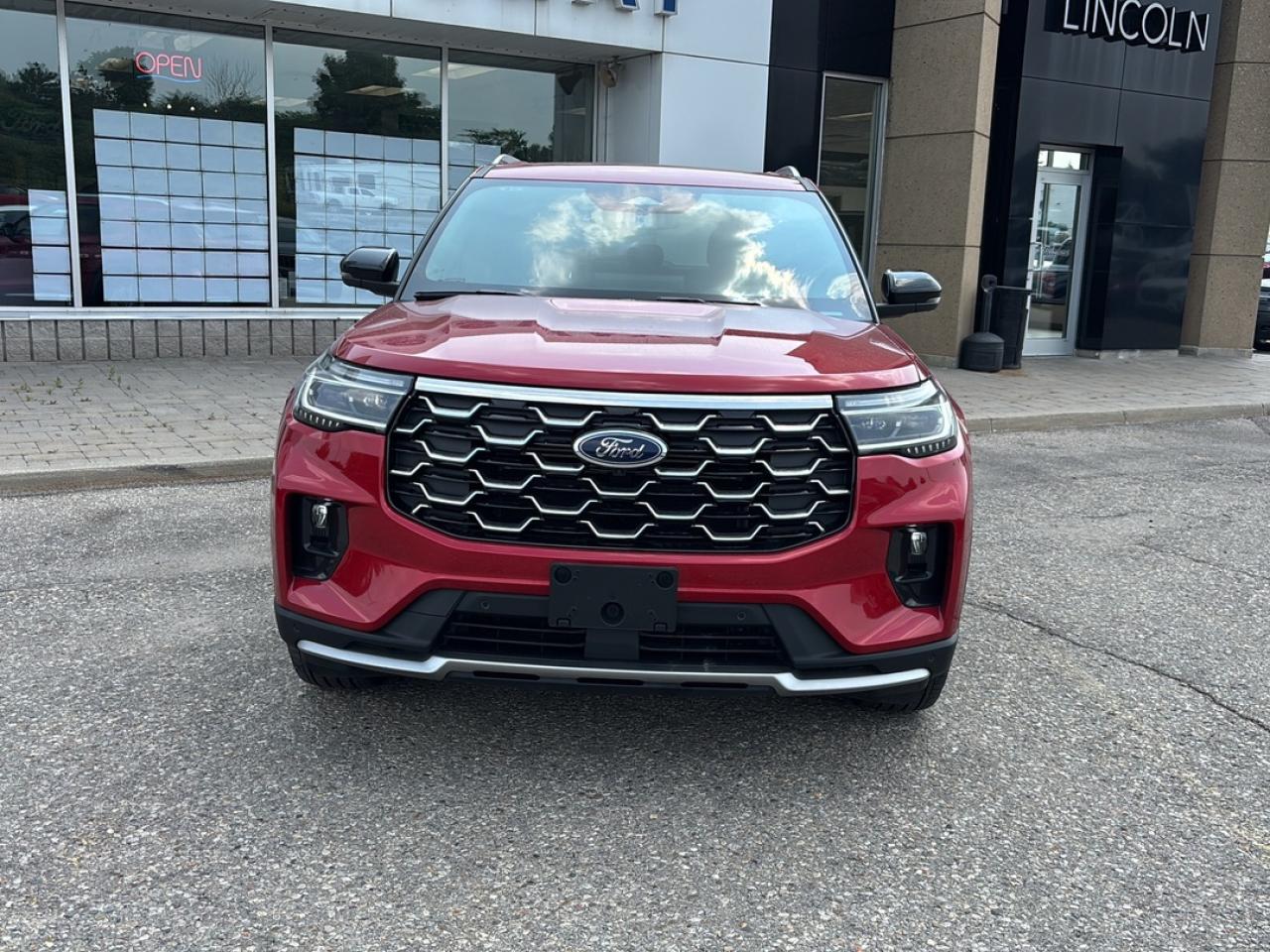 Used 2025 Ford Explorer Platinum for sale in New Hamburg, ON