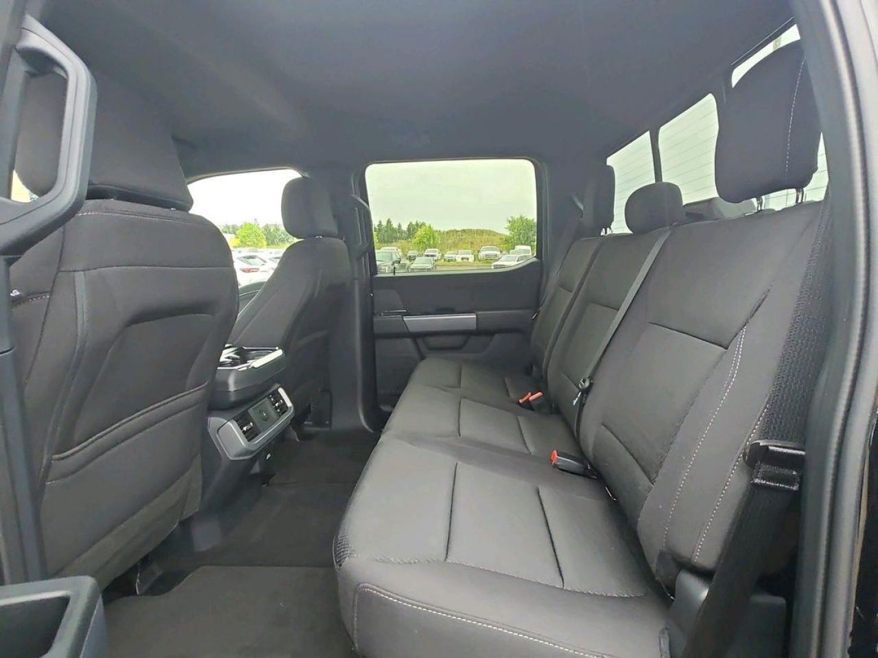 2025 Ford F-150 XLT Photo5