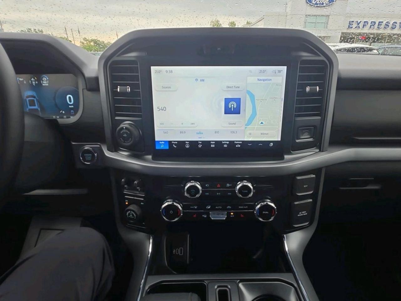 2025 Ford F-150 XLT Photo5