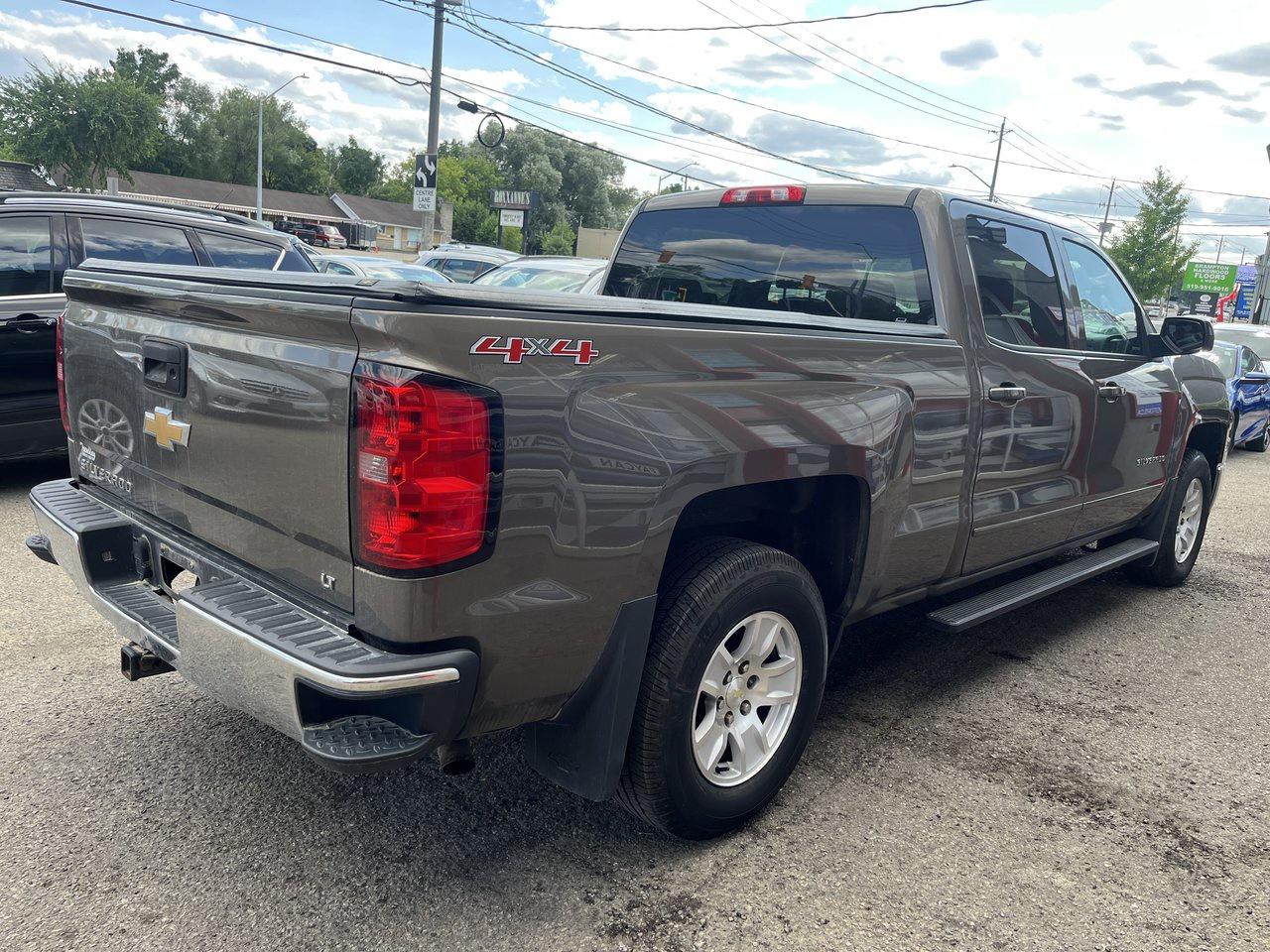 2015 Chevrolet Silverado 1500 LT Photo3