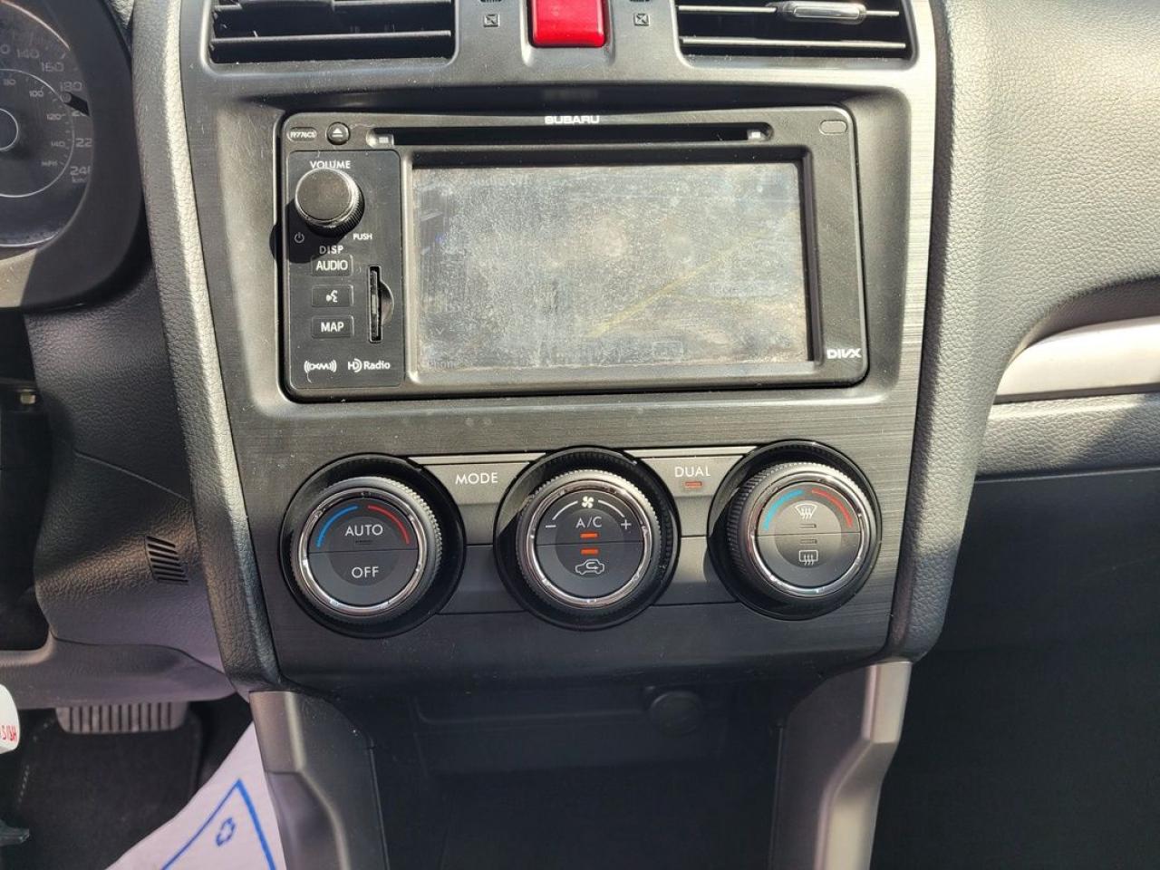 2015 Subaru Forester 2.5i Photo13