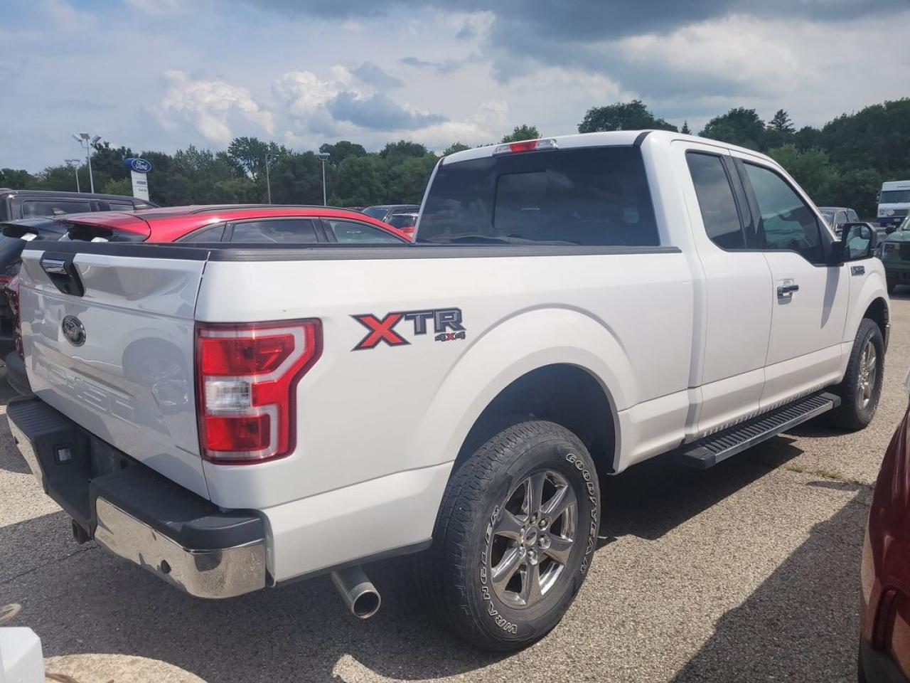 2018 Ford F-150 XLT Photo3