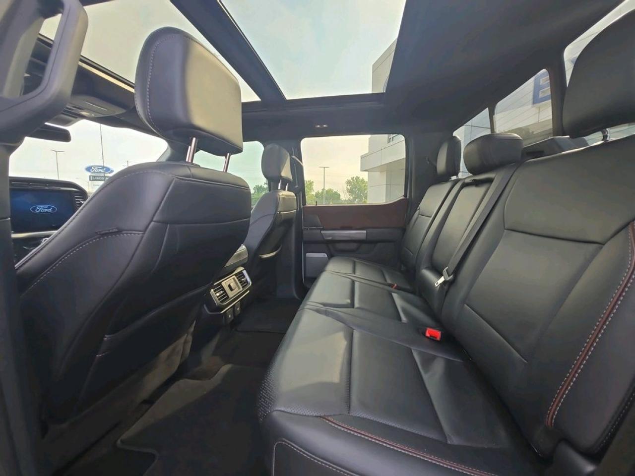 2022 Ford F-150 Lariat Photo5