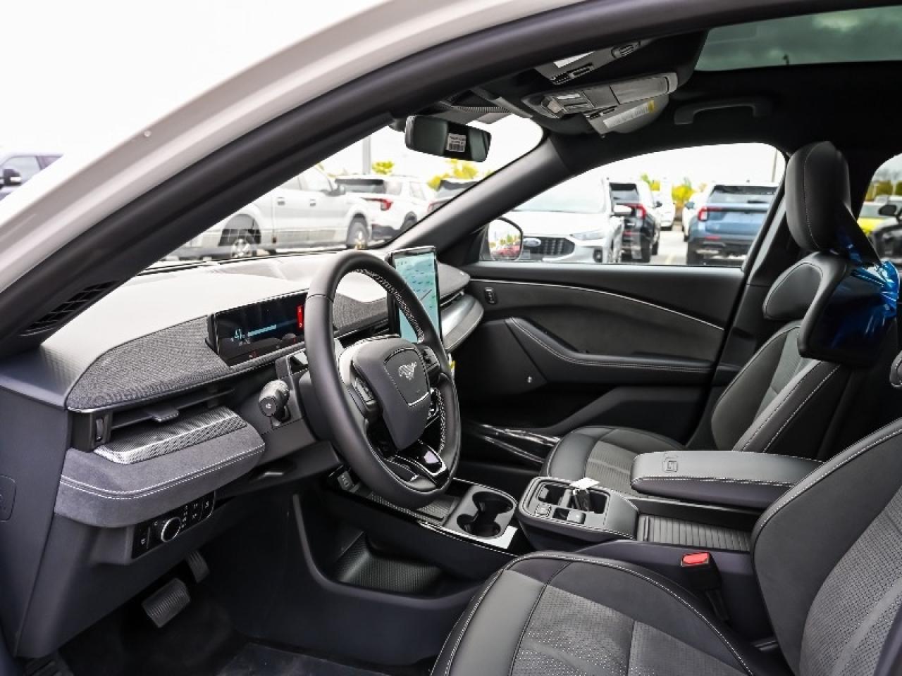 2025 Ford Mustang Mach-E GT Photo