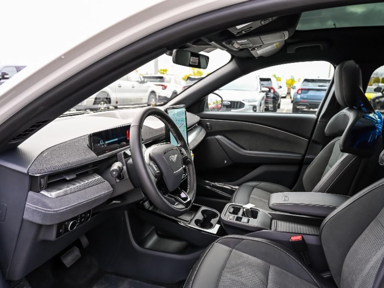 2025 Ford Mustang Mach-E GT Photo