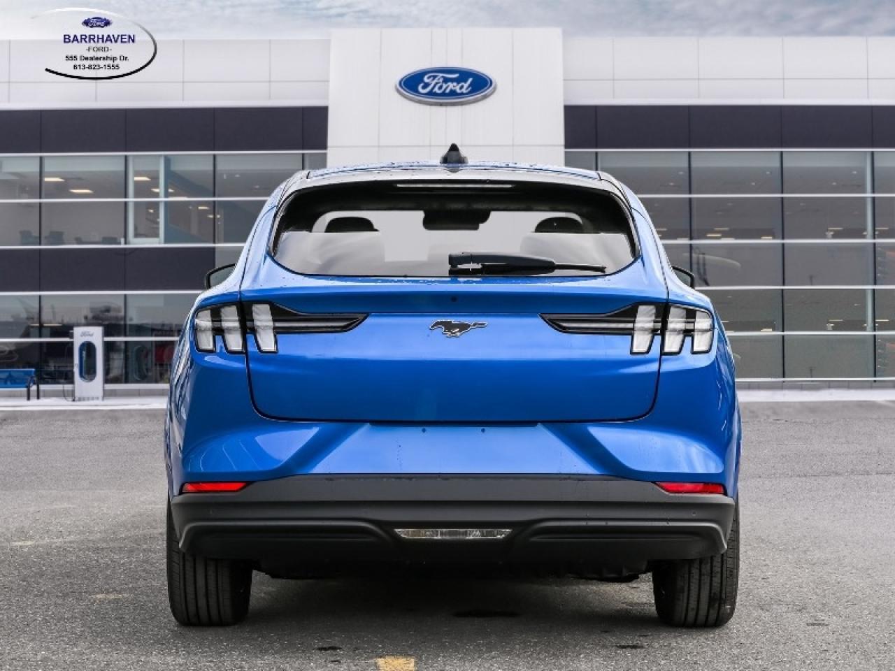 2025 Ford Mustang Mach-E Premium Photo3